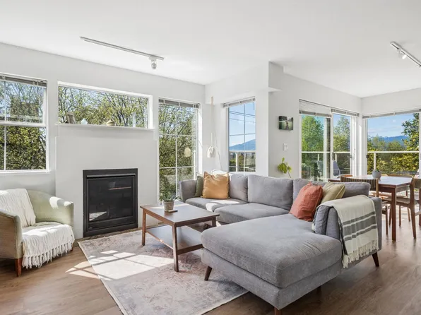 1510 Grant St #302, Vancouver, BC V5L 2Y2
