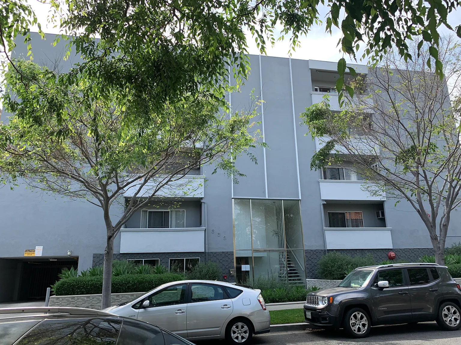 Live The Beverly Hills Lifestyle Today — Photo 1