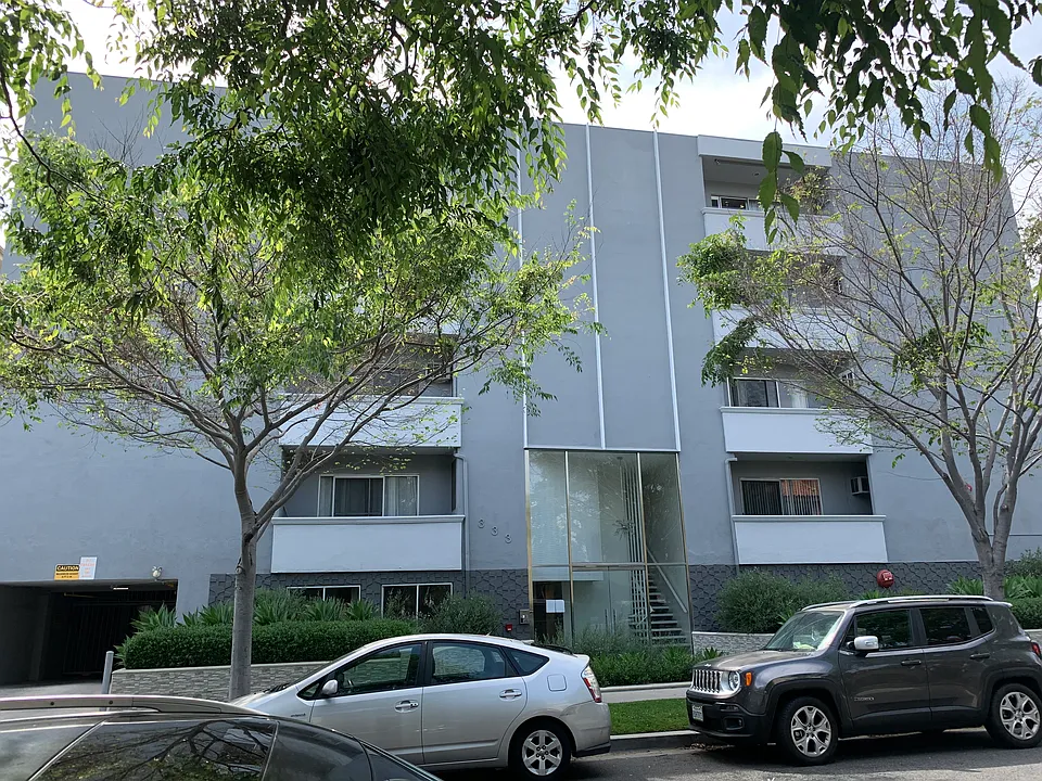 Live The Beverly Hills Lifestyle Today