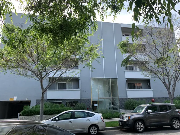 Live The Beverly Hills Lifestyle Today, 333 S Reeves Dr APT 206, Beverly Hills, CA 90212