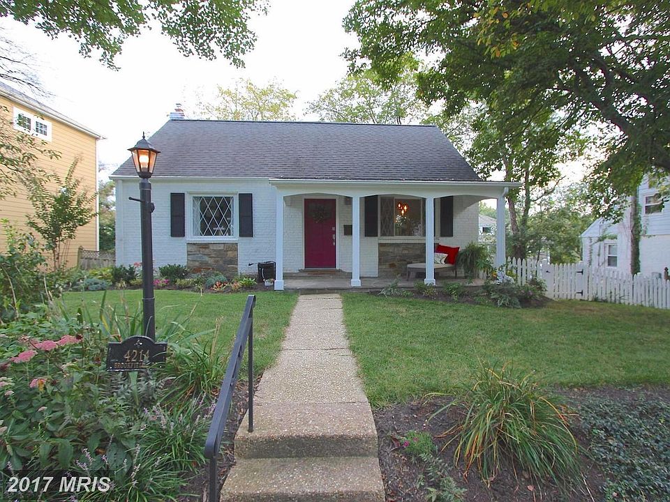 1st image of 4214 Brookfield Dr