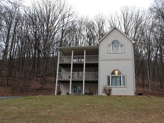 3rd image of 2730 Forest Oak Dr