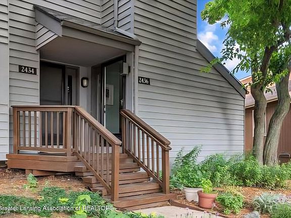 3rd image of 2436 Burcham Dr