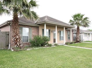 2409 Trio St, Chalmette, LA 70043