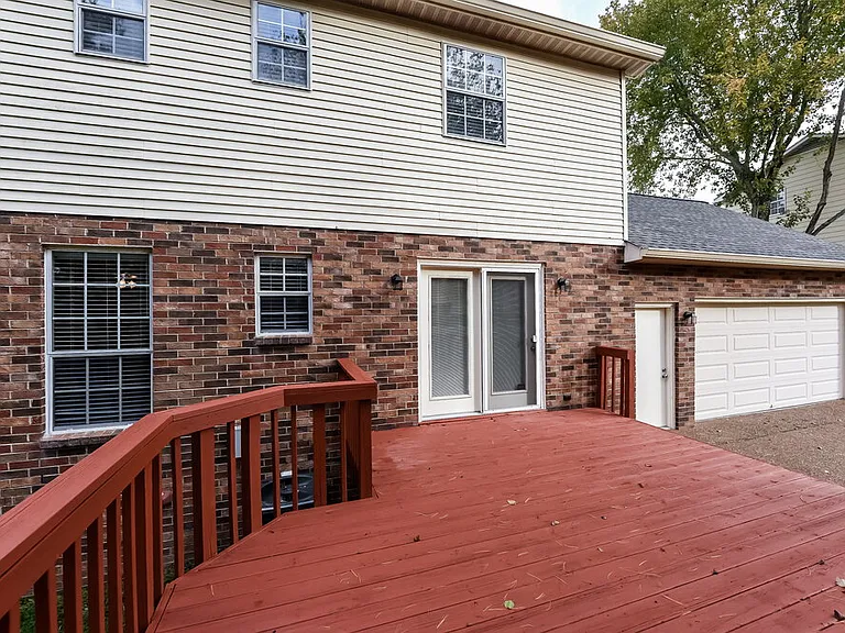 5105 Roxborough Dr — Photo 16