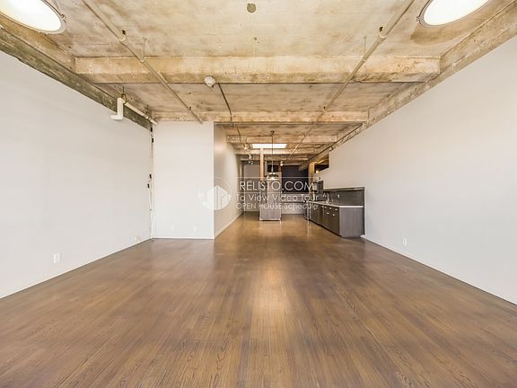 4th image of 2711 18th St APT 32