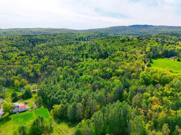 14 Brickyard Road, Dover, VT 05341
