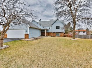 15649 Highview Cir, Apple Valley, MN 55124