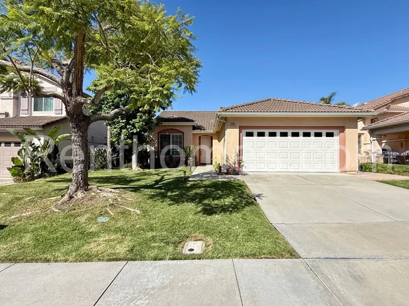 6865 Camino De Amigos, Carlsbad, CA 92009