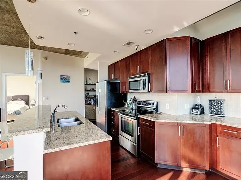 855 W Peachtree St NE #2413 — Photo 9