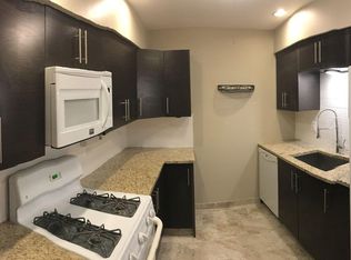 1654 Ishnala Dr APT 201, Naperville, IL 60565