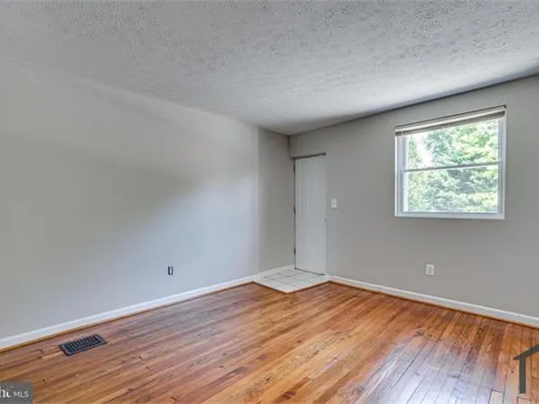 2002 Hollins Ferry Rd, Baltimore, MD 21230