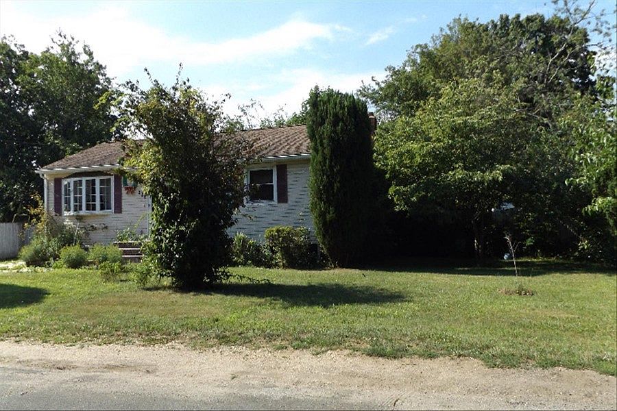 2nd image of 284 45th St