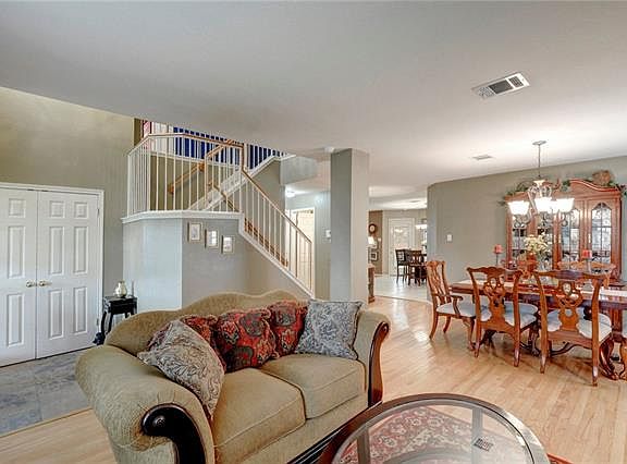 5th image of 1500 Highland Dr
