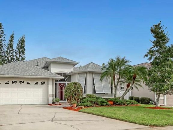 2nd image of 904 Suntree Woods Dr