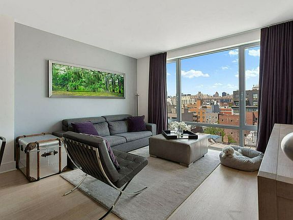2nd image of 47-28 11th St #6C