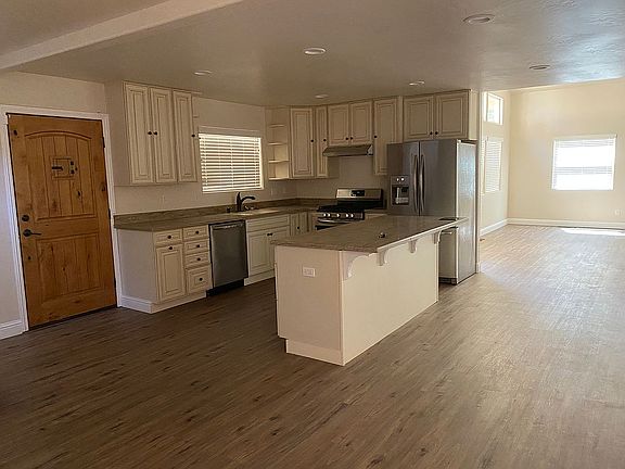 3rd image of 55353 Road 200