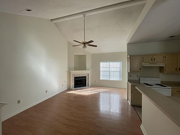 3rd image of 6667 Whitten Pine Dr
