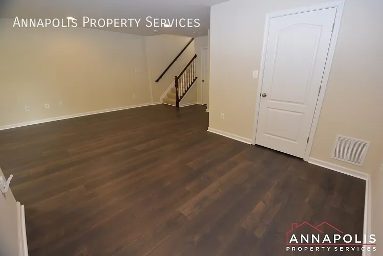 717 Millhouse Dr — Photo 10