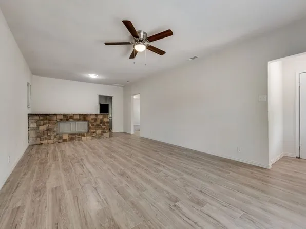 2704 Rosen Ave, Fort Worth, TX 76164