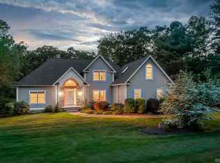 23 Bonair Hill Rd, Tolland, CT 06084