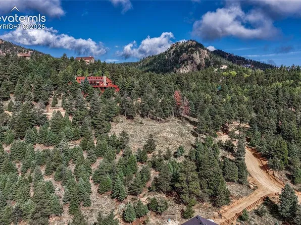 290 Earthsong Way, Manitou Springs, CO 80829