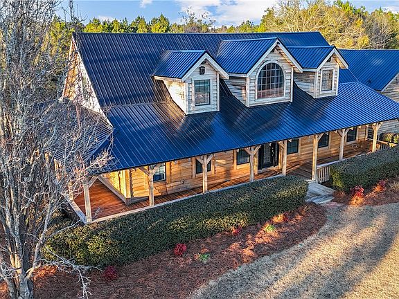 2nd image of 1320 Empire Rd