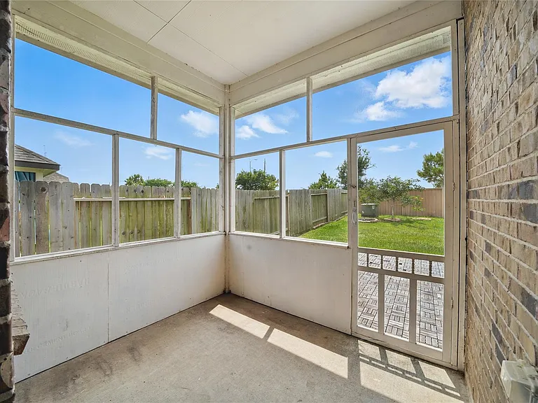 3902 Palmer Meadow Ct — Photo 38