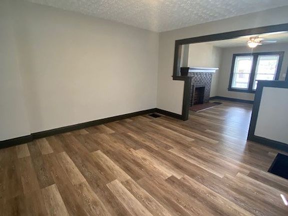 3rd image of 1163-1165 S Champion Ave
