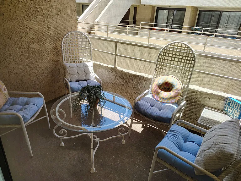 467 S Calle El Segundo #2 — Photo 14