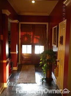 LIVING ROOM
						:
						perfect for entertaining