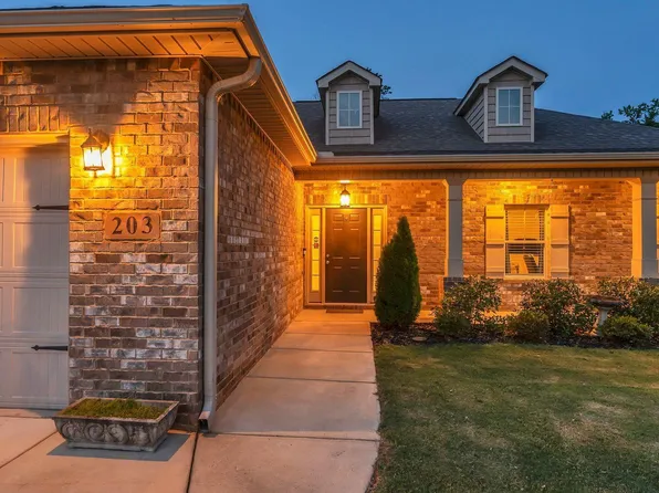 203 Condah Ct, Hazel Green, AL 35750