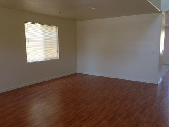 3rd image of 2322 N Rock Creek Dr