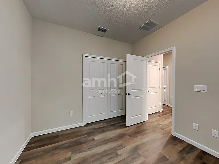 75 Spruce Point — Photo 14
