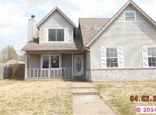 1806 S Muskogee Pl, Claremore, OK 74019