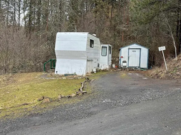 203 Chief Looking Glass Ln, Kamiah, ID 83536