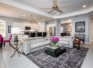 14566 Manchester Dr, Naples, FL 34114