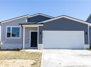 1009 NE 16th St, Grimes, IA 50111