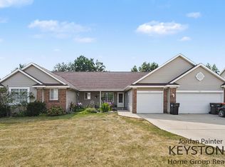 2117 Kinnrow Ave NW, Grand Rapids, MI 49534