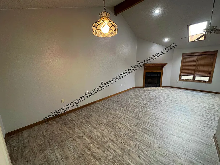 605 Cooper Estates Dr #12 — Photo 7