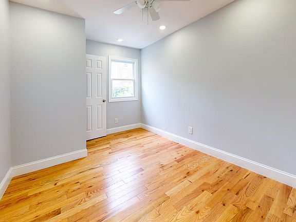 4th image of 90-15 187th St