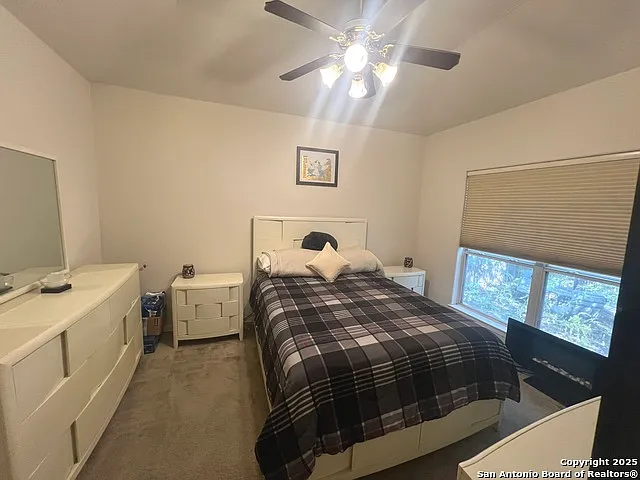 610 Renoir — Photo 11