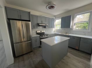 2237 16th St, Troy, NY 12180