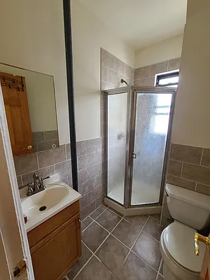 Rented by Bouklis Group | media 9