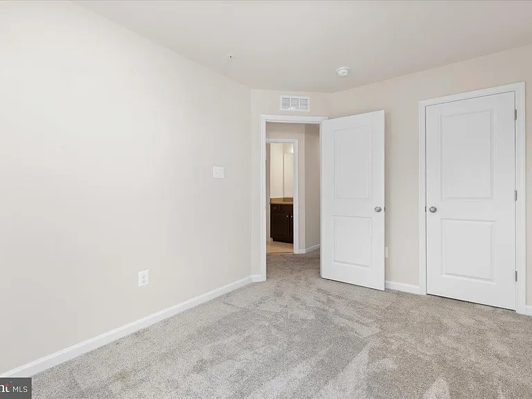 7210 Hartley Ln — Photo 24
