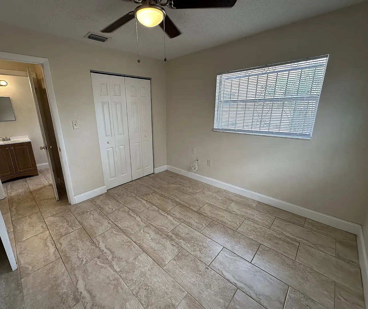 Central Lakeland Rental ! — Photo 4