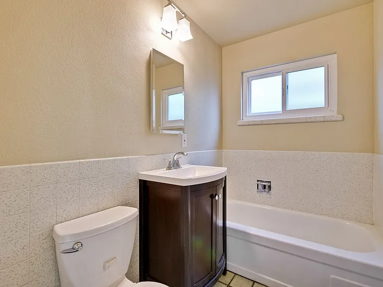 1778 Balsa Ave — Photo 19