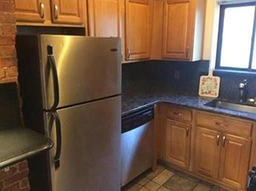 5th image of 74 Newhall Street U #3