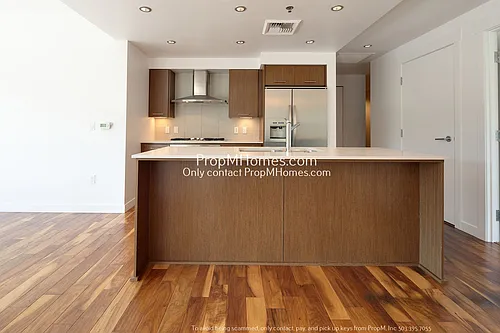 1260 NW Naito Pkwy #210 Photo 1