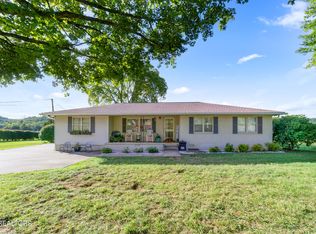 2943 Sugar Grove Valley Rd, Harriman, TN 37748